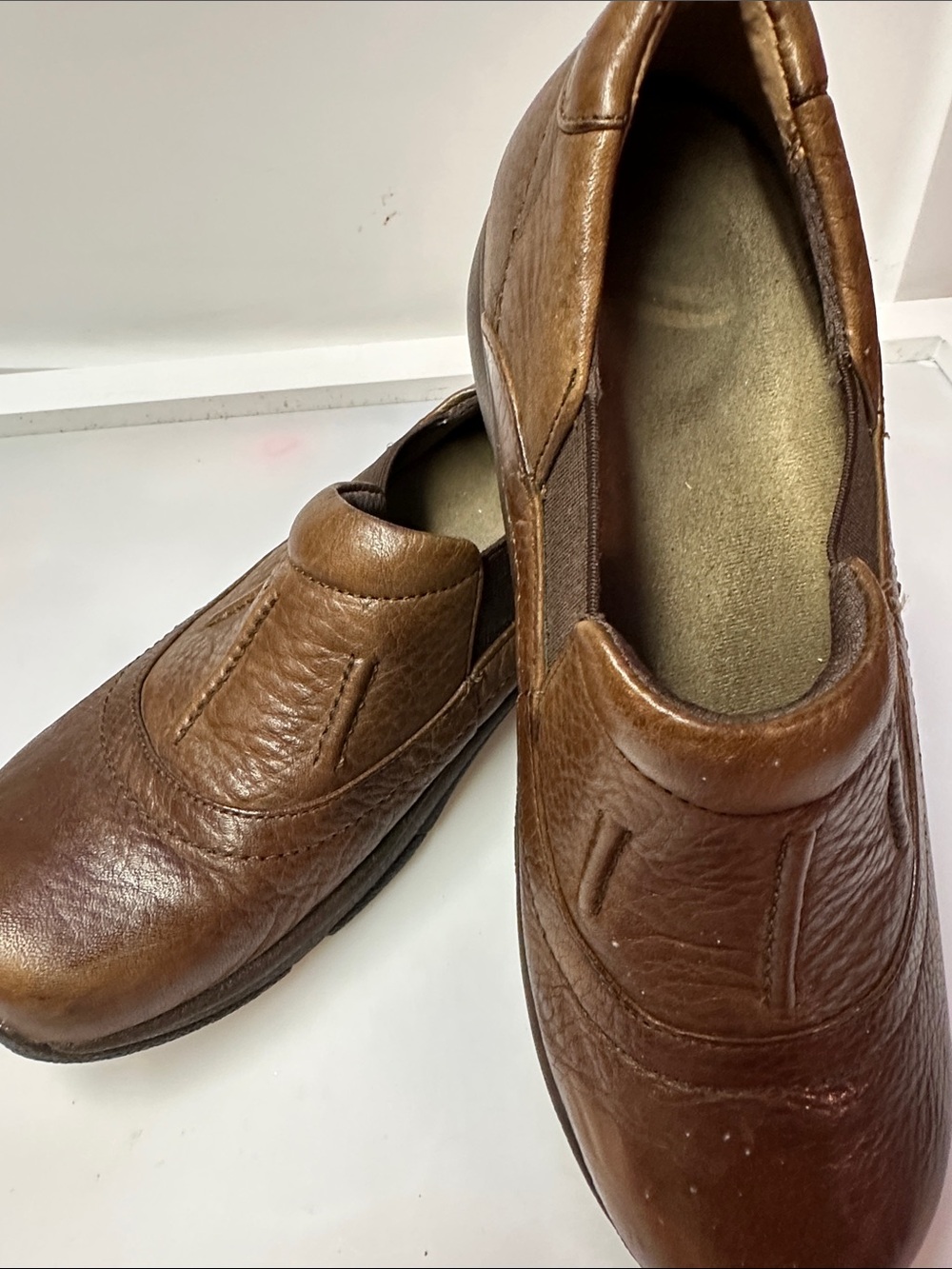 Women’s Slip-On Leather Comfort Shoes - Brown